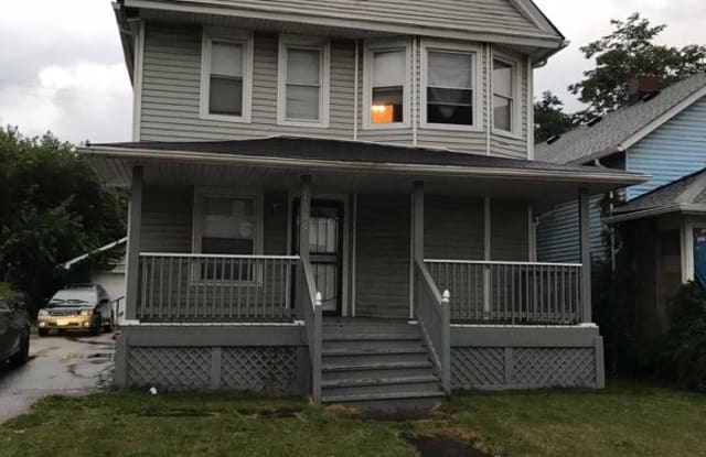 7200 ivy ave Up - 7200 Ivy Avenue, Cleveland, OH 44127