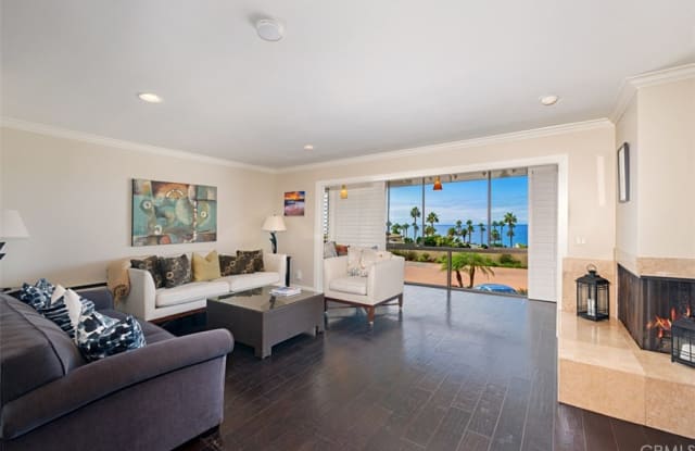 15 Blue Lagoon - 15 Blue Lagoon, Laguna Beach, CA 92651