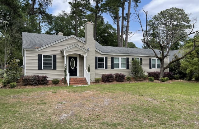 1681 Cherokee Rd - 1681 Cherokee Road, Florence, SC 29501