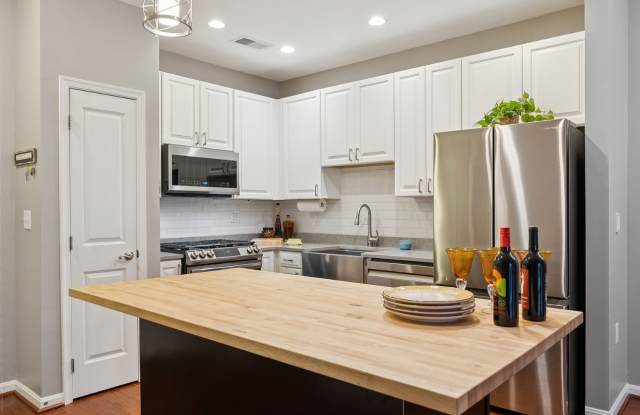 2665 Prosperity Avenue photos photos