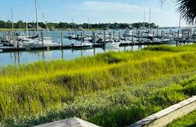 MARINERS CAY fully renovated unit! - 51 Mariners Cay Drive, Folly Beach, SC 29439