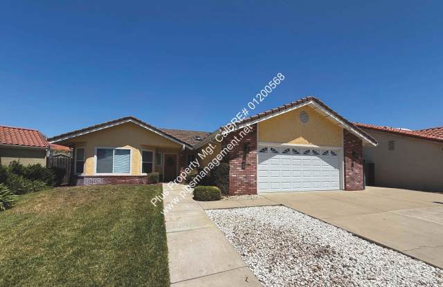 Beautiful Orcutt Custom Single Story Home on a Cul-De-Sac in Creekside Development photos photos