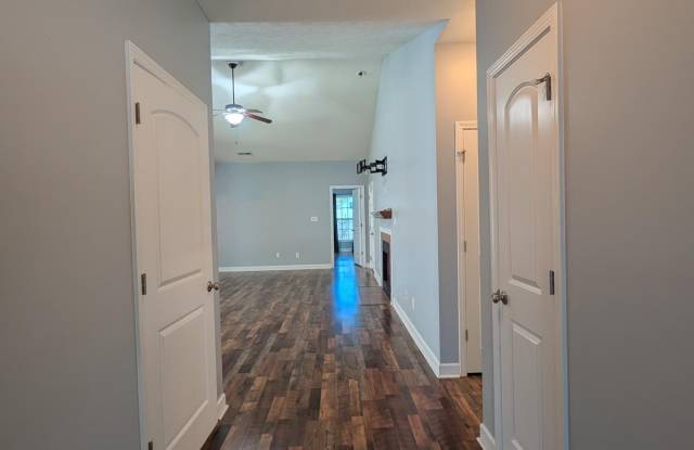 305 Weatherford Drive Gallery 3