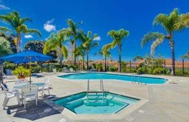 Must see spacious 2 bedroom, 2.5 bath with awesome view Gallery 4