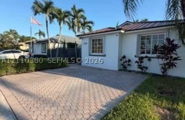 14668 SW 115th Ter Gallery 2
