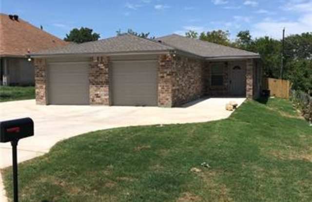 8104 Tanner Avenue - 8104 Tanner Avenue, Fort Worth, TX 76116