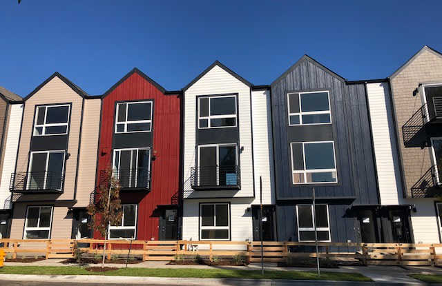5653 W 10th Ave - 5653 West 10th Avenue, Lakewood, CO 80215