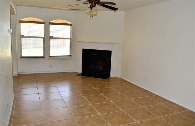 5203 Tomas Circle Gallery 2