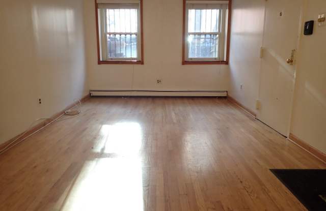 326 Carlton Ave photos photos