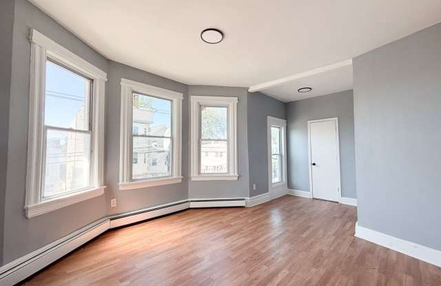 648 Grove St photos photos 648 Grove St photos photos