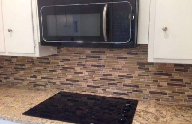 MODESTO: $2375 3 bedroom in Dry Creek area, great patio * Gallery 3