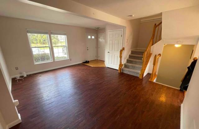 115 Lauren Place Gallery 4