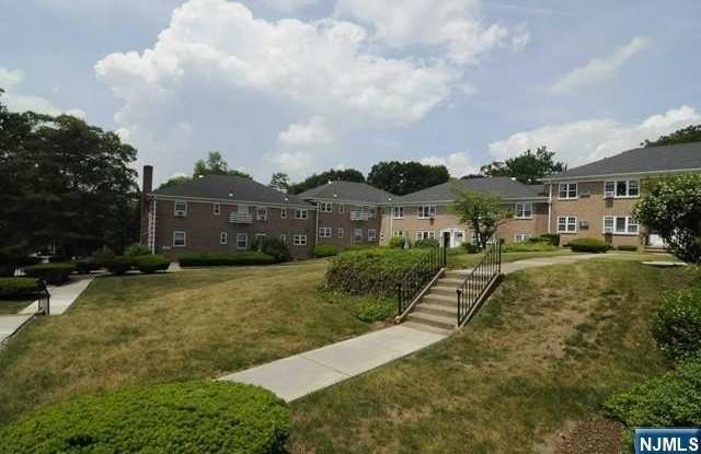 5 Heights Road O-2 photos photos