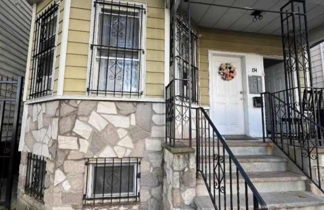 134 Ridge St - 134 Ridge Street, Newark, NJ 07104