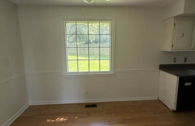 2900 Moss Spring Drive Gallery 3