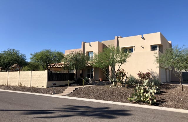 10801 N 11TH Place - 10801 North 11th Place, Phoenix, AZ 85020