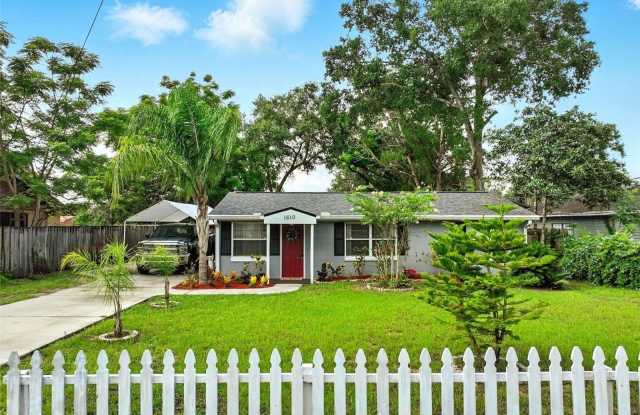 1610 WILLIAMS AVENUE photos photos