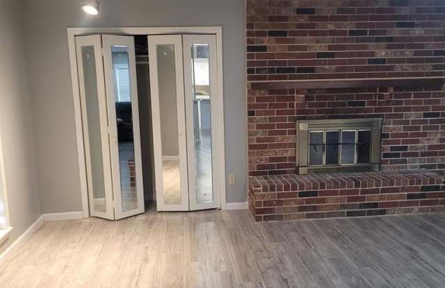 3106 Oakmont Dr Gallery 3