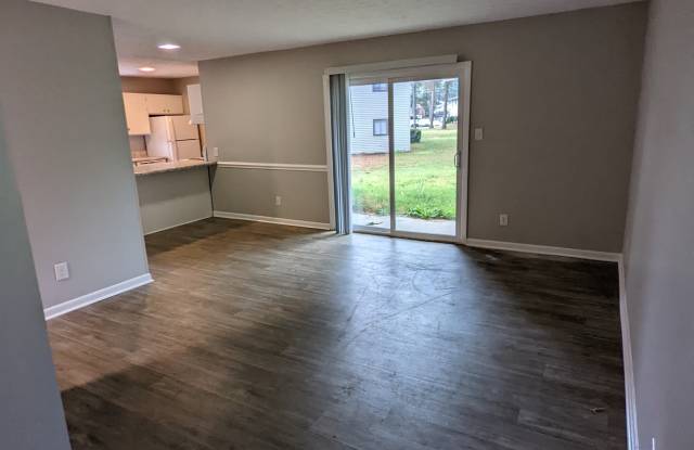 833 Applewood Lane - 1 photos photos