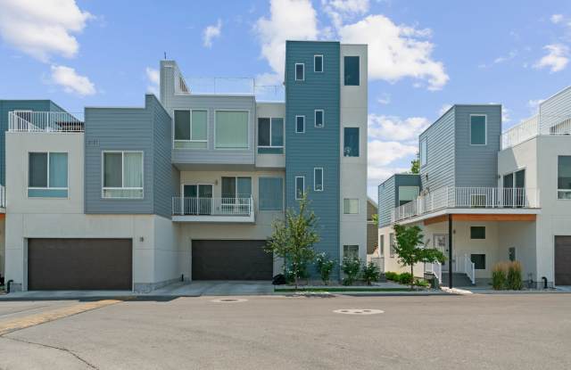 1569 W Neon Way - 1 photos photos