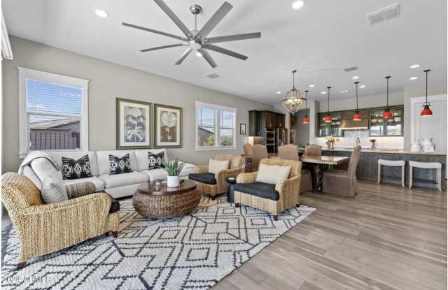 4295 Sawbuck Way Gallery 4