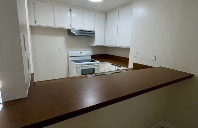 Great condo in gated community, 1 Bed, 1 Bath. Good Location. photos photos Great condo in gated community, 1 Bed, 1 Bath. Good Location. photos photos
