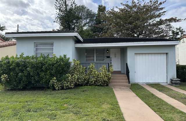 904 Wallace St photos photos