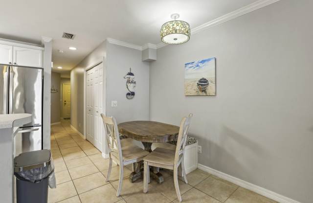 1986 Scenic Gulf Drive Gallery 3