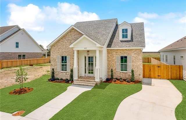 4117 ST ELIZABETH Street - 4117 Saint Elizabeth Drive, Kenner, LA 70065