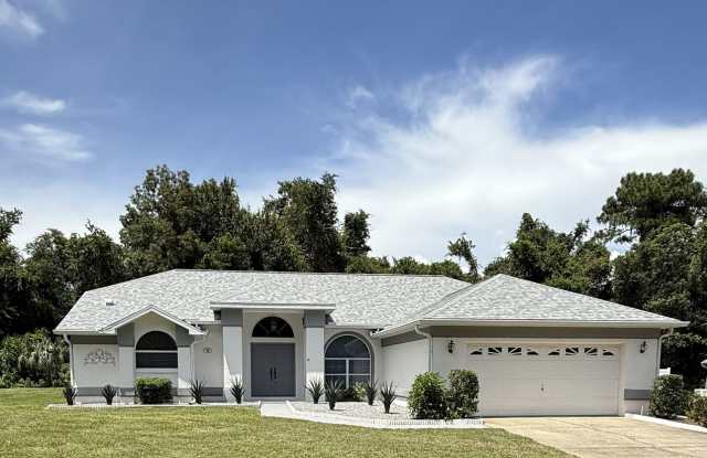 Beautiful 3/2/2 in Sugarmill Woods!!! photos photos