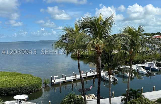 88500 Overseas Hwy Gallery 1
