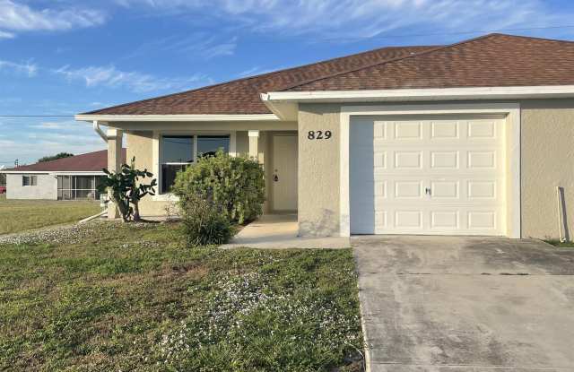 829 Northeast 15th Lane (New) photos photos 829 Northeast 15th Lane (New) photos photos