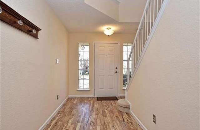 8709 Dandelion TRL Gallery 3