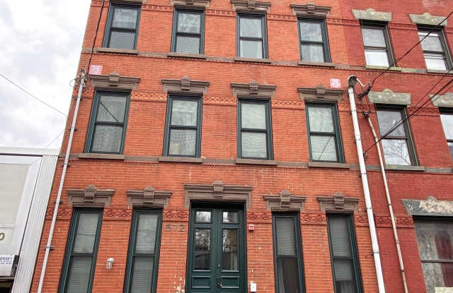 572 JERSEY AVE photos photos