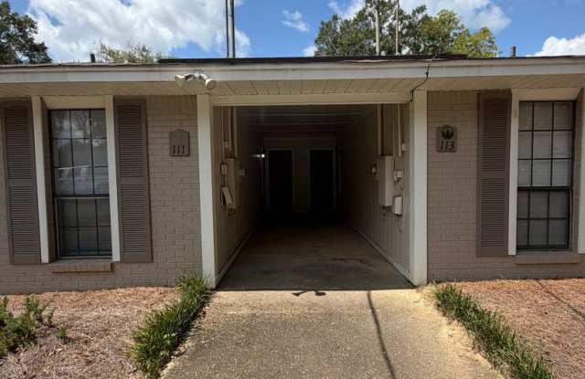 New Listing! 111 Cedar Ct Wetumpka, AL 36092 Gallery 4