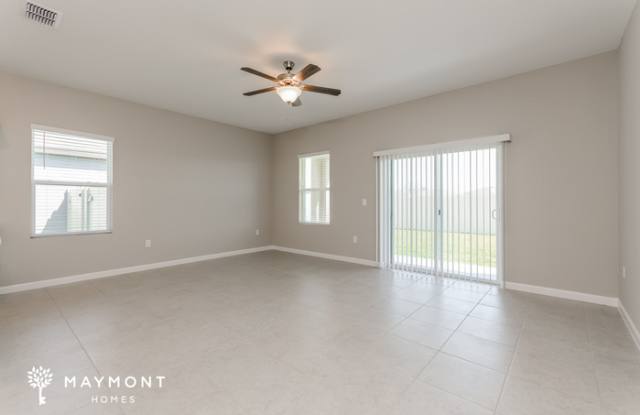 329 Kenilworth Drive Gallery 3