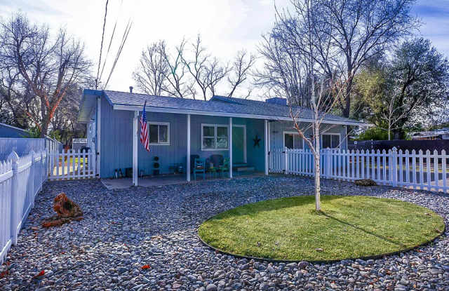 3 BED 1 BATH COUNTRY SETTING HOME WITH BONUS ROOM photos photos 3 BED 1 BATH COUNTRY SETTING HOME WITH BONUS ROOM photos photos