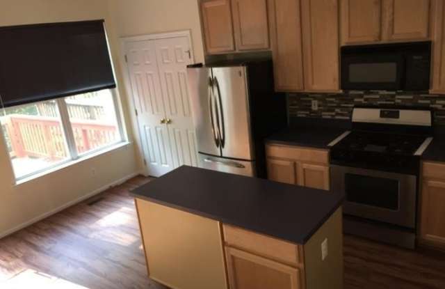 21511 WELBY Terrace Gallery 2