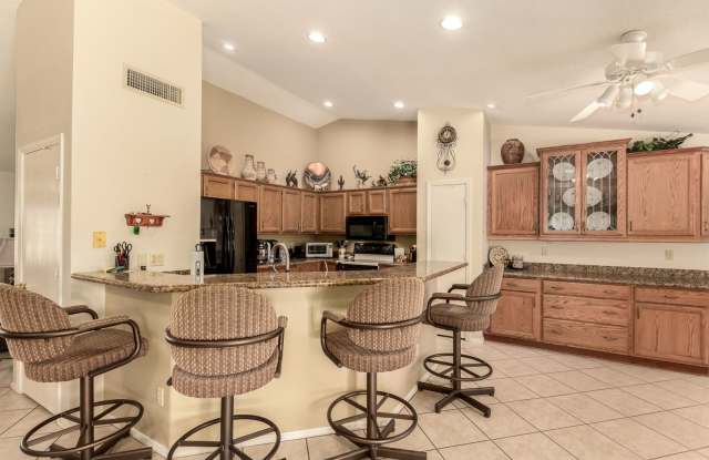 Furnished home in Sun Lakes Oakwood - Available for short or long term photos photos