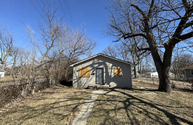 2159 North Bosart Avenue photos photos