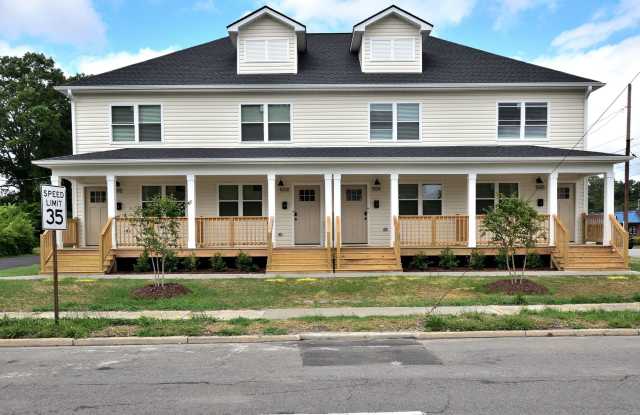 500 Western Avenue photos photos