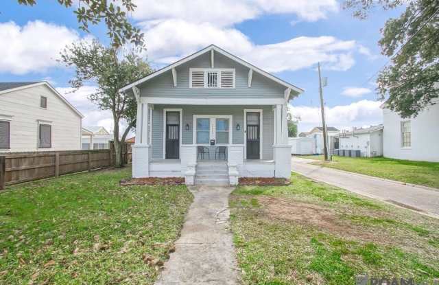 57725 Main St photos photos