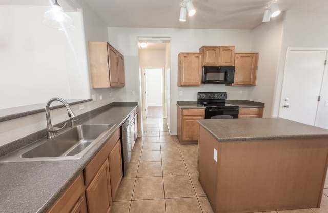 5239 W Glass Ln Gallery 4