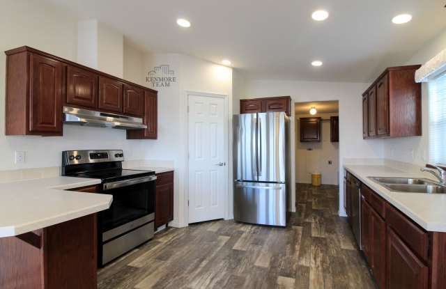 3 Bedroom, 2 Bath Home in Kennewick photos photos