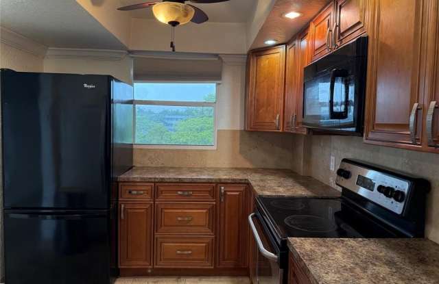 109 Royal Park Dr photos photos