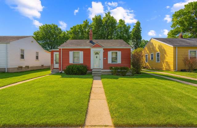 Spacious, Updated 3-Bedroom in Harper Woods! photos photos