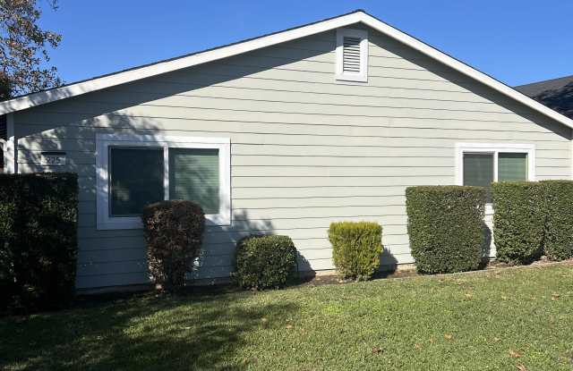 225 Tahoe Ave photos photos