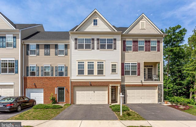 42306 SHOOVER SQUARE - 42306 Shoover Square, South Riding, VA 20152