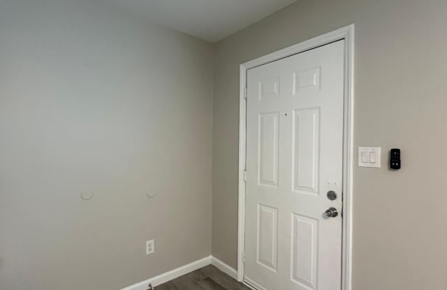 408 Myrtlewood Circle Gallery 3