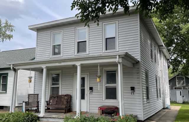 1810 Loomis St photos photos